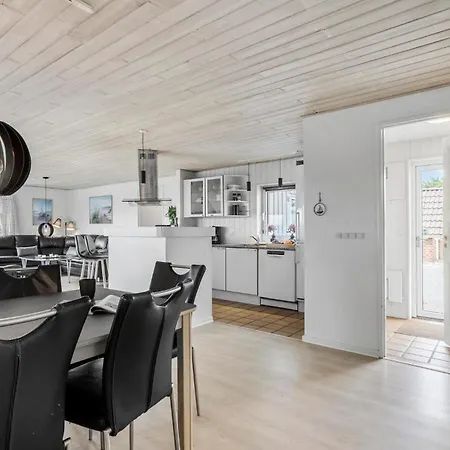 Stunning In Hvide Sande With Sauna * Bjerregård