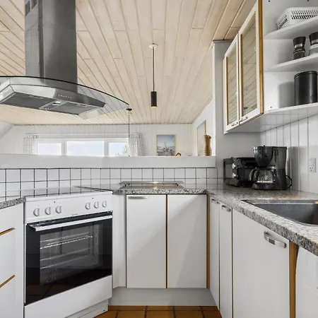 Σπίτι διακοπών Stunning In Hvide Sande With Sauna *