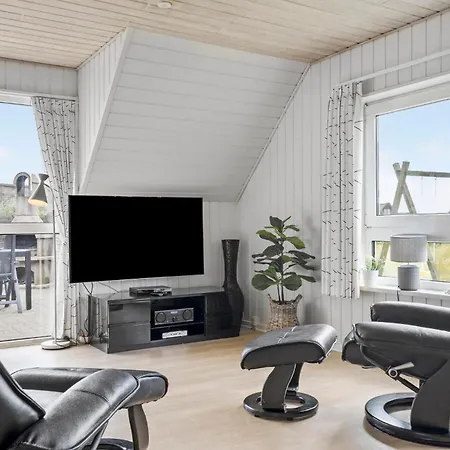 Σπίτι διακοπών Stunning In Hvide Sande With Sauna Bjerregård